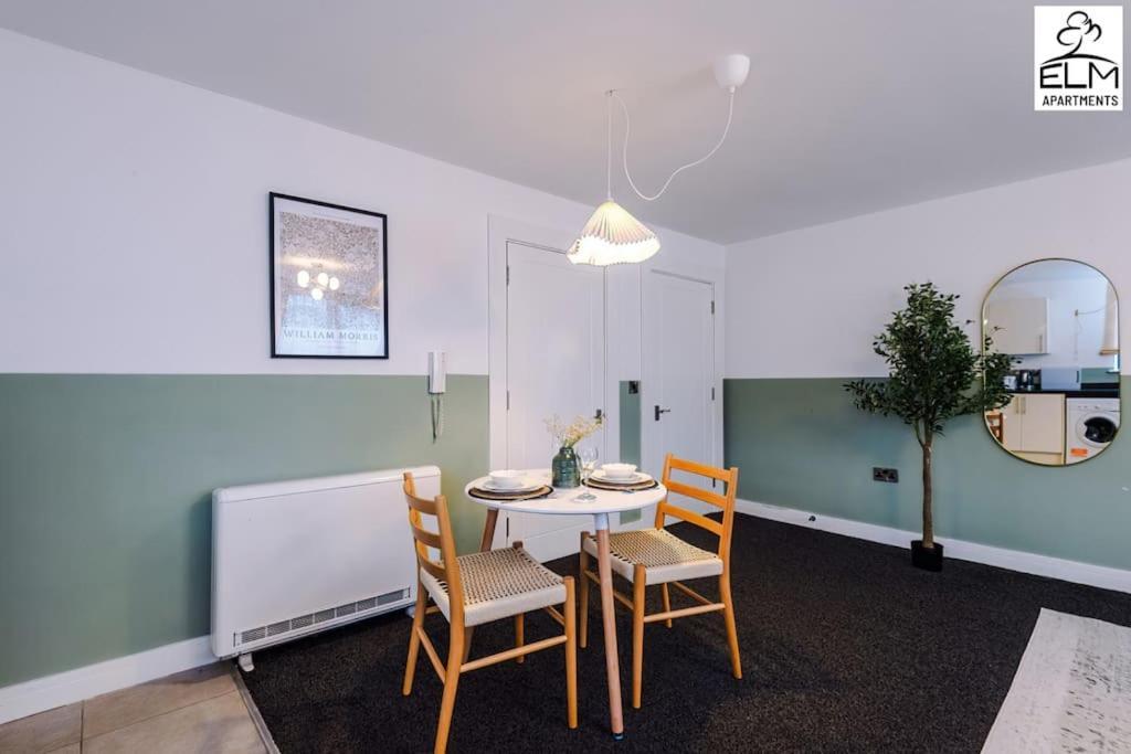 מנצ'סטר Cozy 1 Bedroom Apartment, Prime Location , Free Parking מראה חיצוני תמונה