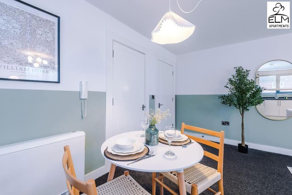 מנצ'סטר Cozy 1 Bedroom Apartment, Prime Location , Free Parking מראה חיצוני תמונה